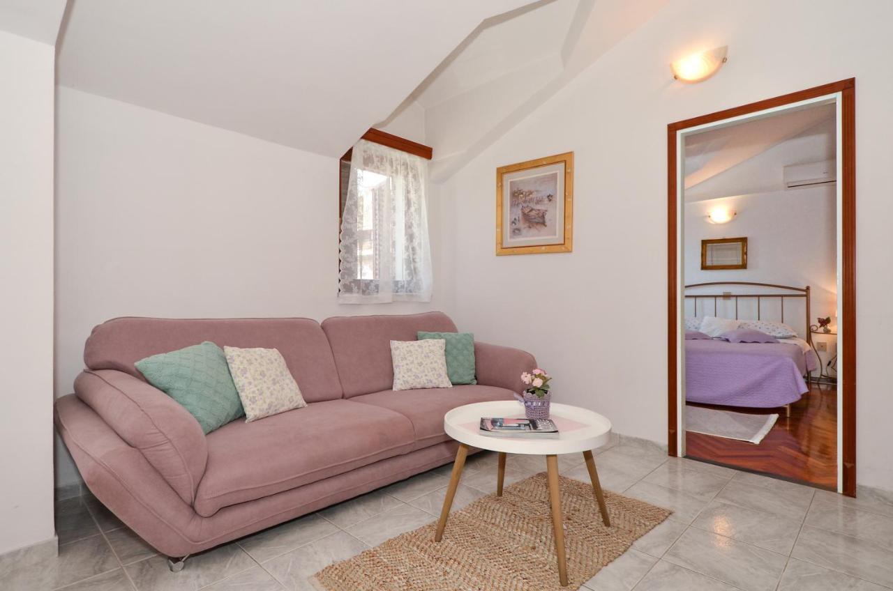 Apartmani Basic 1 Split Exteriör bild