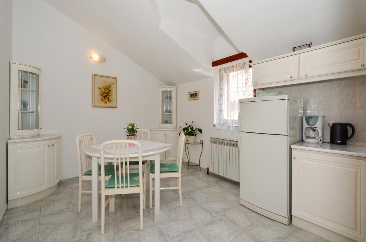 Apartmani Basic 1 Split Exteriör bild